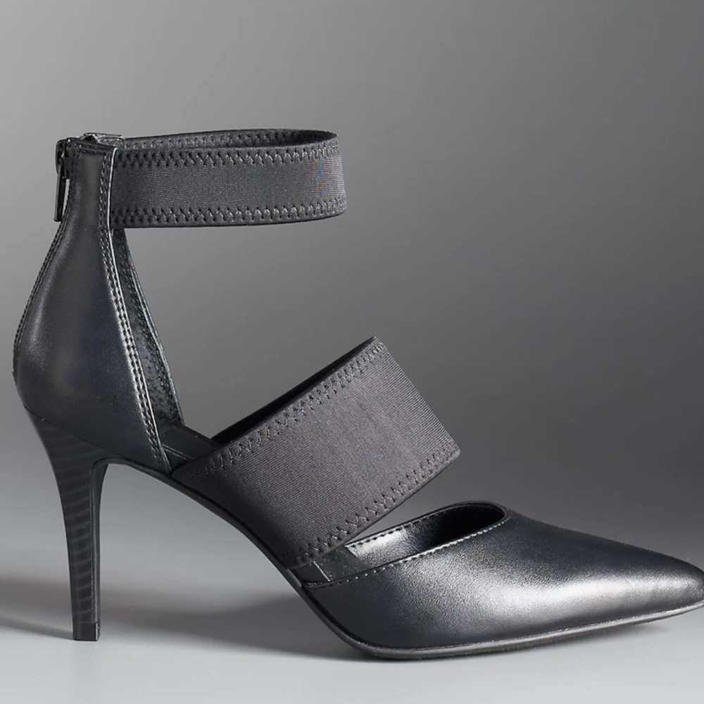 Simply Vera Vera Wang Women's New York Black High Heels